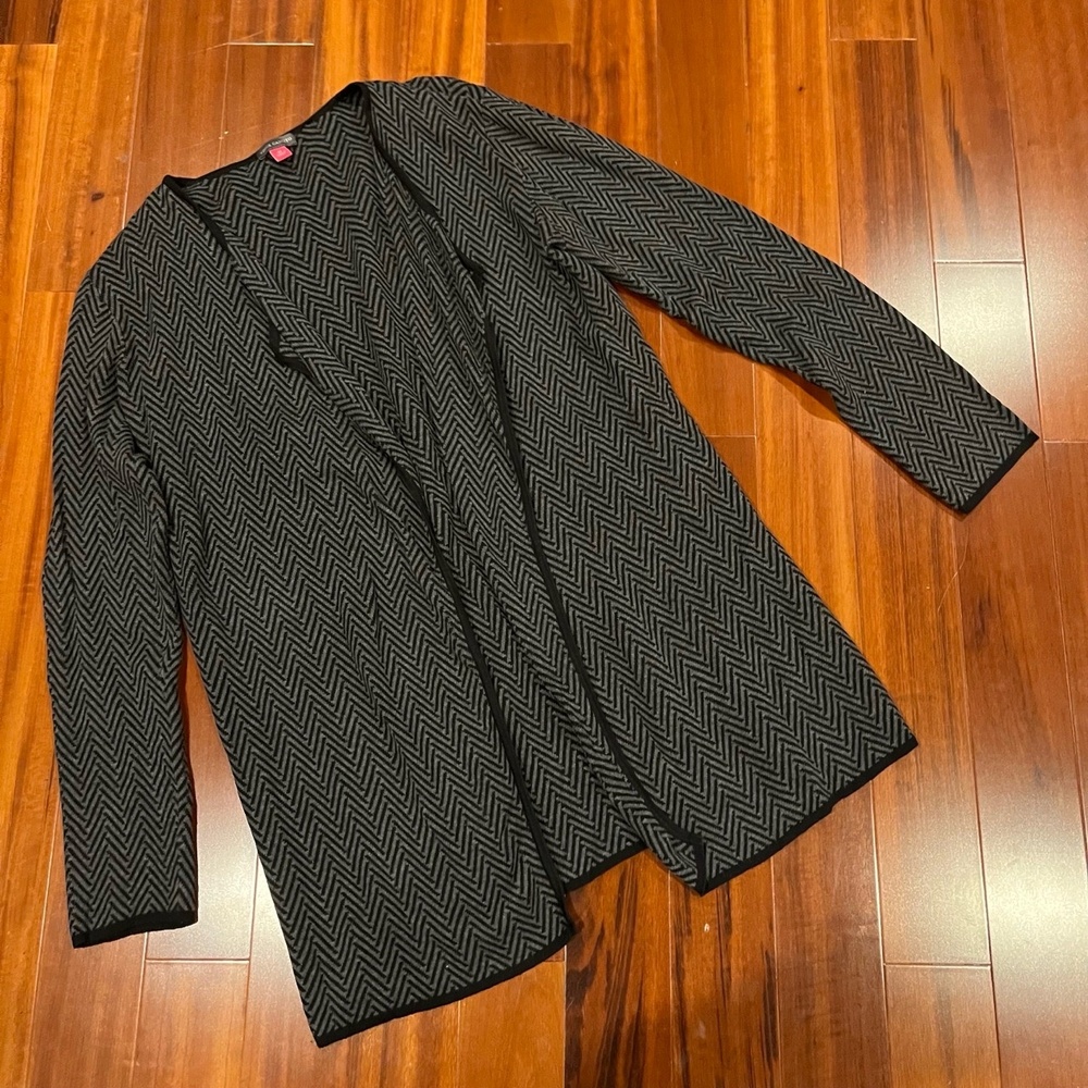 Vince Camuto Dark Gray Cardigan Sweater Chevron Long Sleeve Knit Size Medium